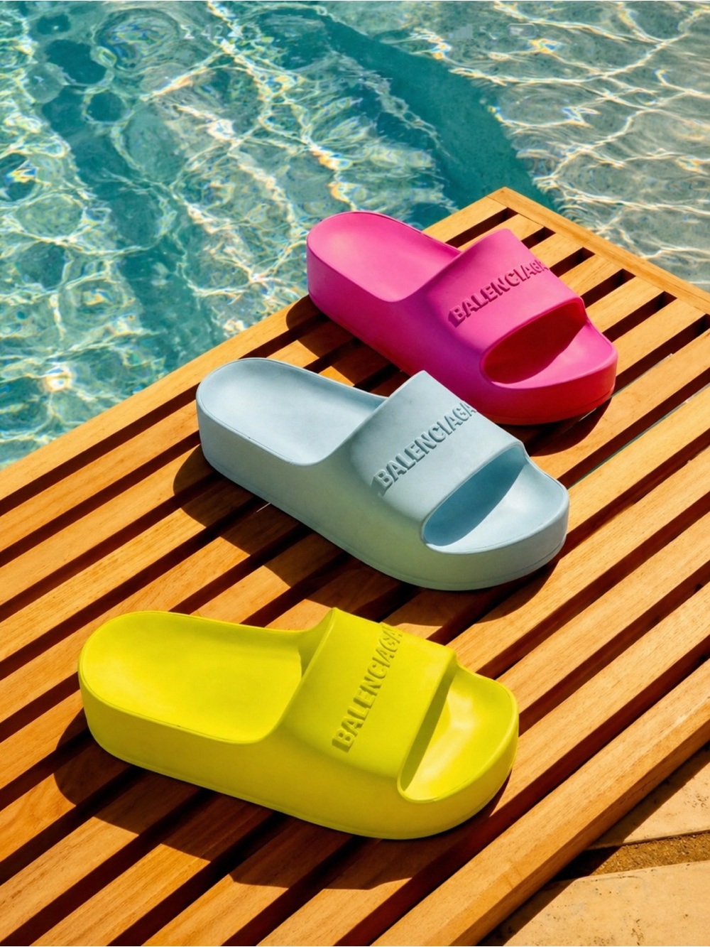 Authentic BALENCIAGA Pool Rubber Womens Chunky Slide Logo Sandals 40 Green Aqua - Picture 8 of 12